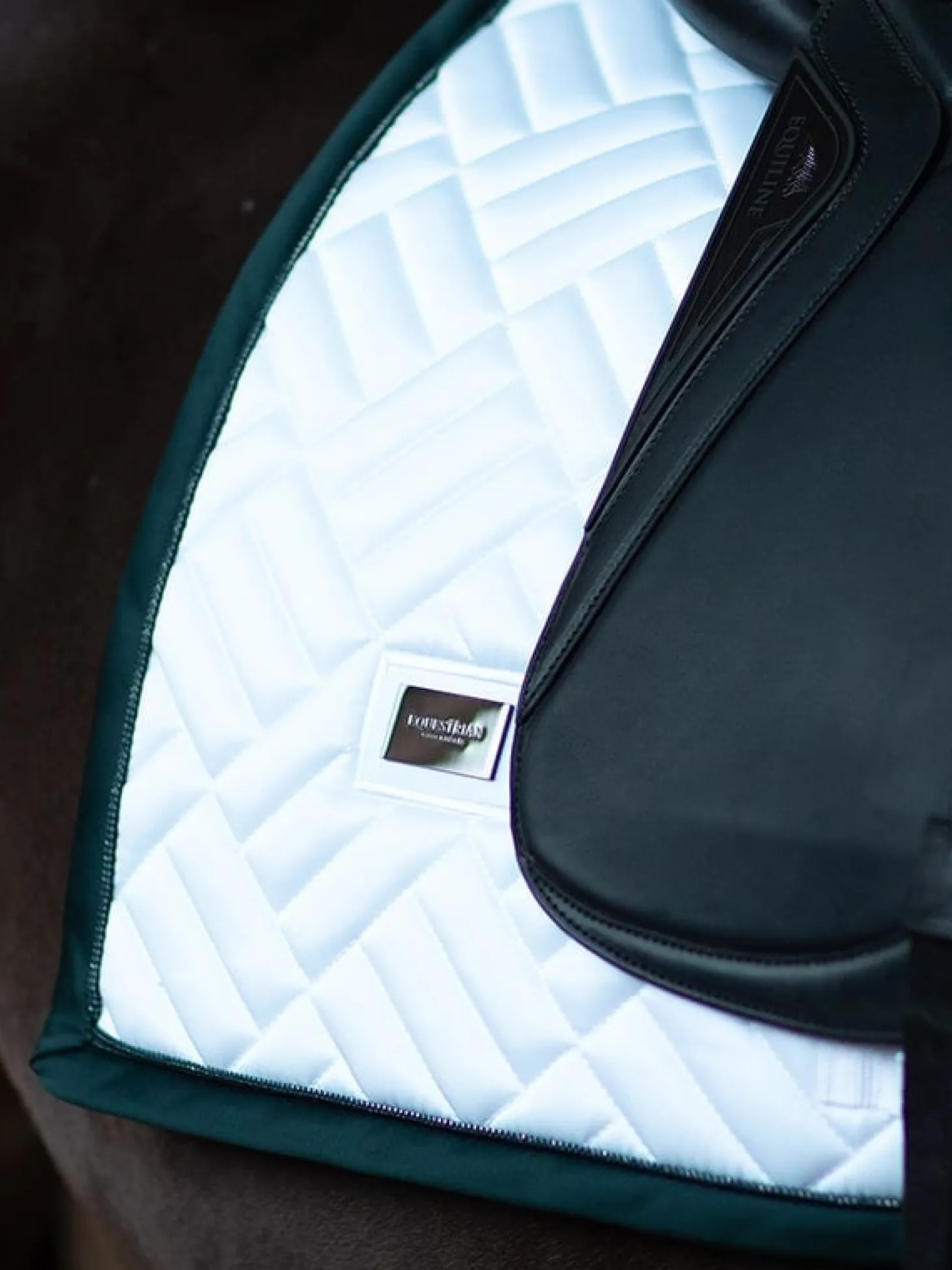 Dressurschabracke Modern White